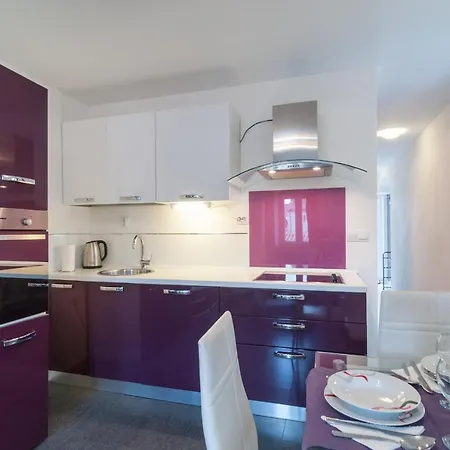 Tudor Apartament Split