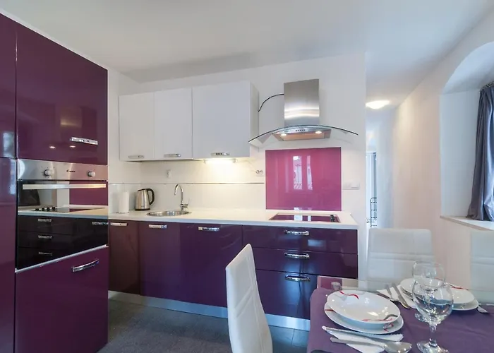 Tudor Appartement Split