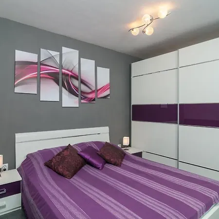 Apartament Tudor *